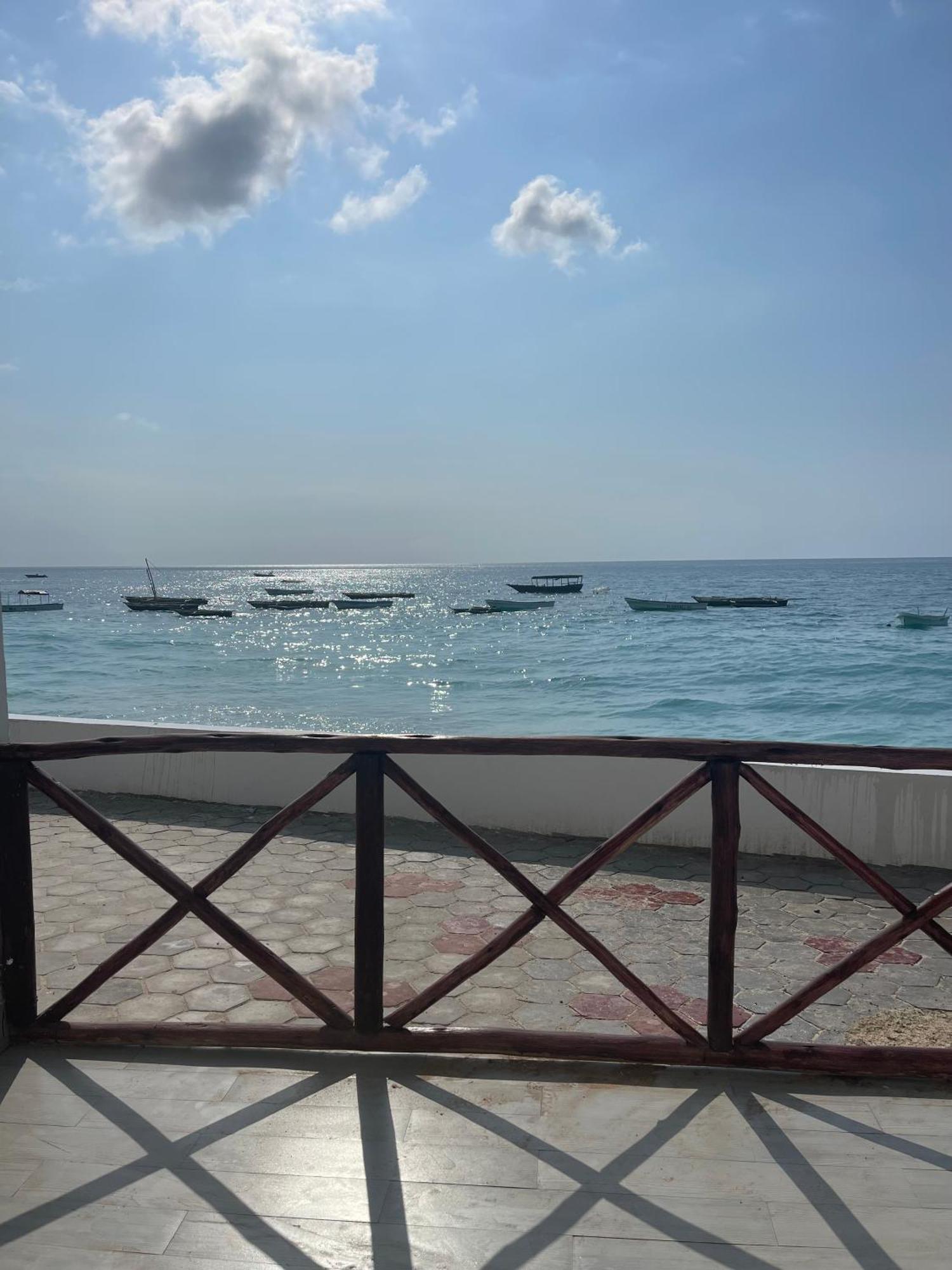 Amazing Zanzibar Beach Hotel Nungwi Ngoại thất bức ảnh